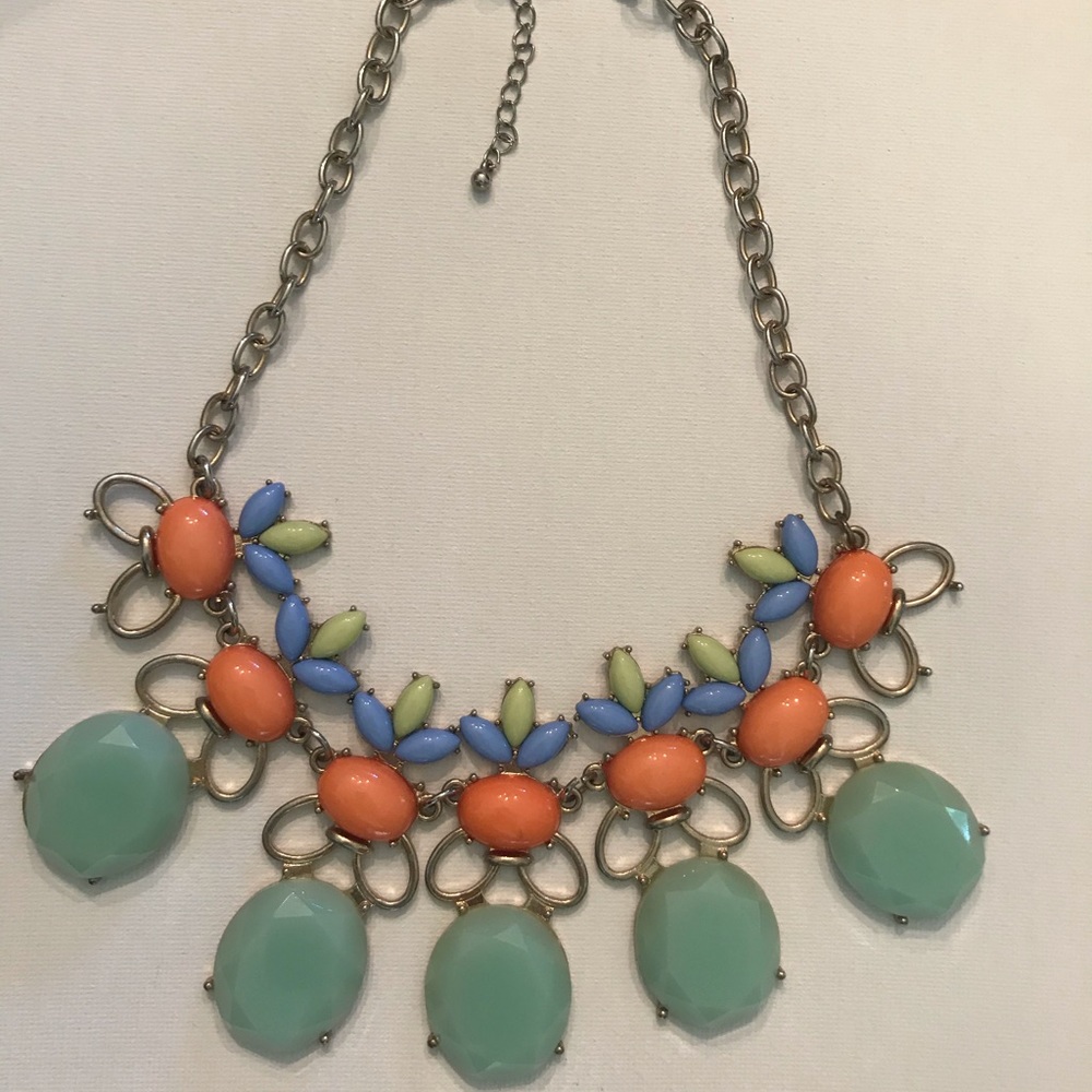 •Colorful Chunky Statement Necklace•